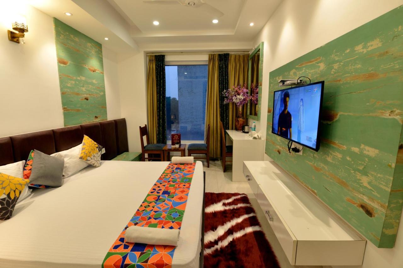 Hotel The Yellow Nayagaon Luaran gambar