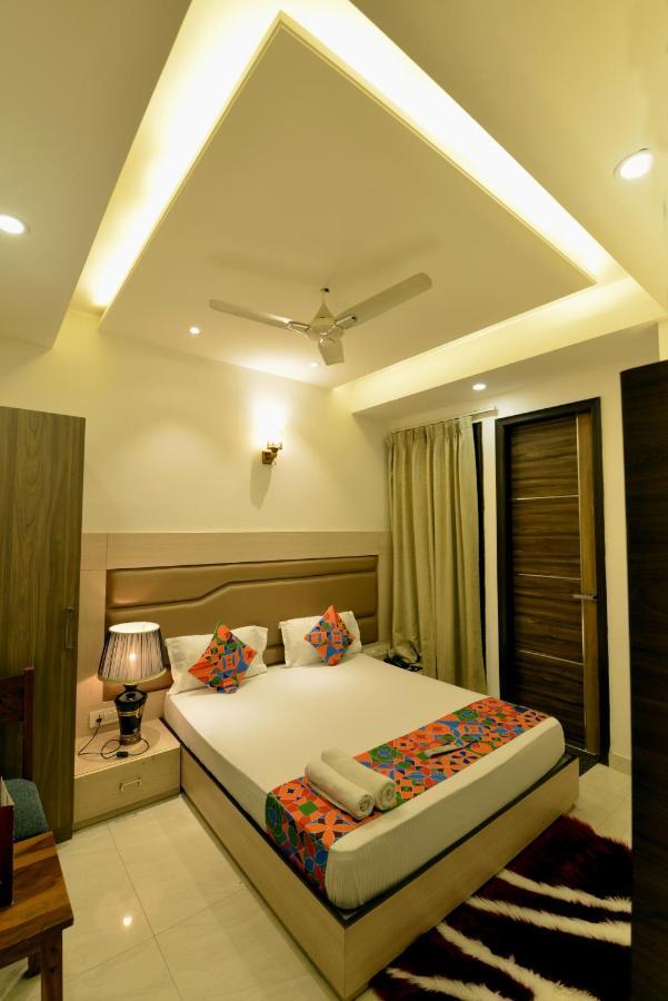 Hotel The Yellow Nayagaon Luaran gambar