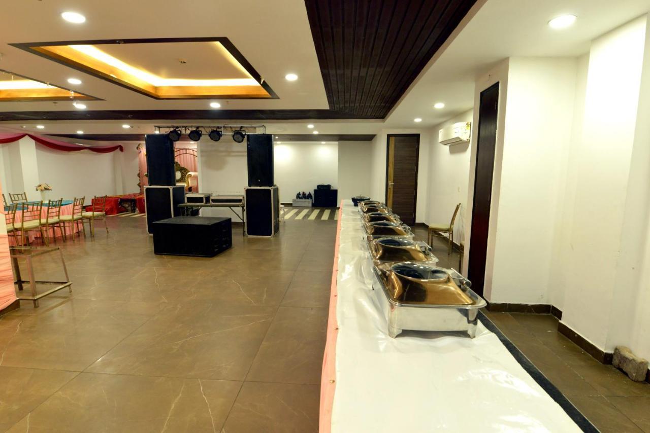 Hotel The Yellow Nayagaon Luaran gambar
