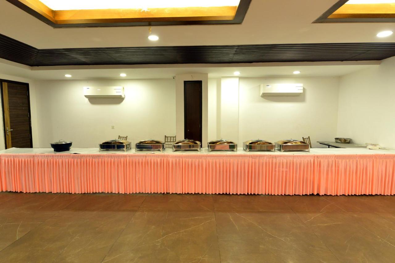 Hotel The Yellow Nayagaon Luaran gambar