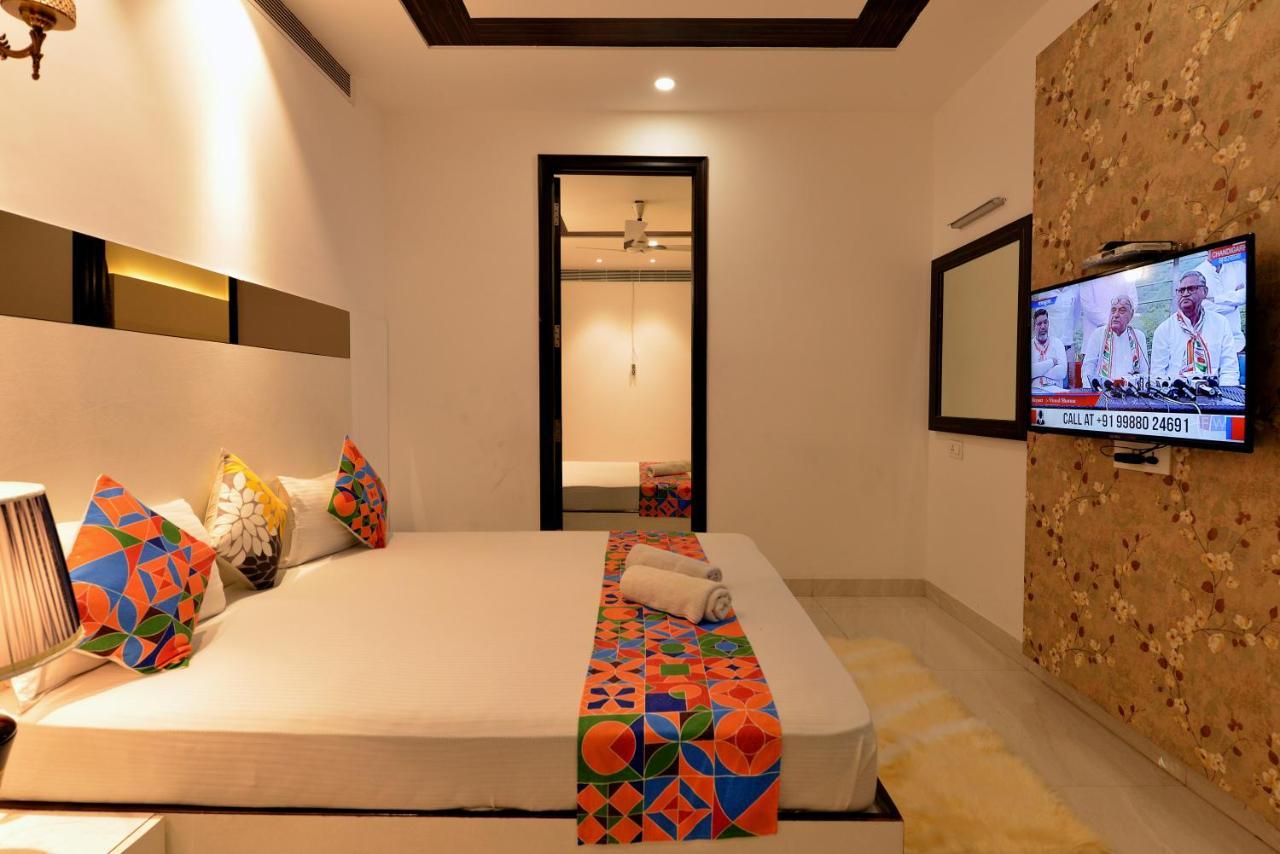 Hotel The Yellow Nayagaon Luaran gambar